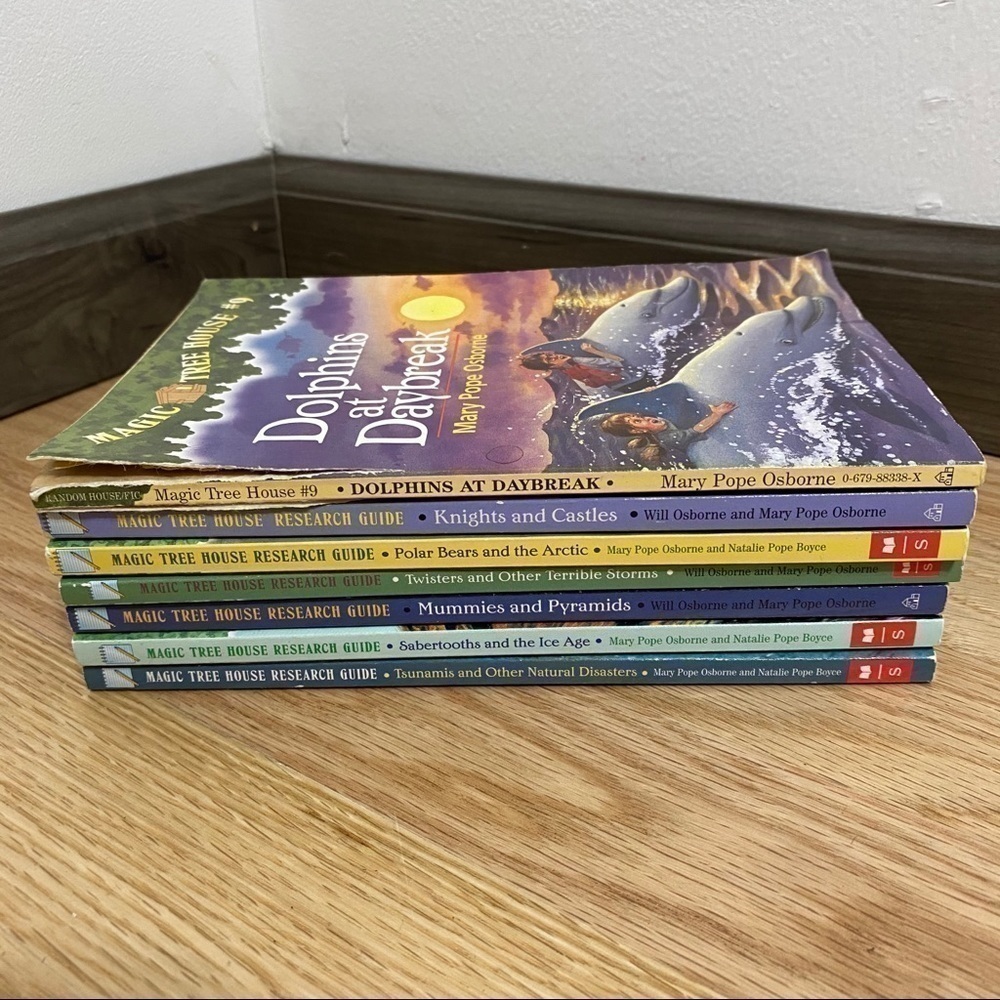 Magic Tree House Bundle 7 Books Kids Paperback Mary Pop Osborne